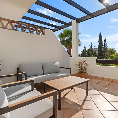 Beautiful Renovated With Pool Rdr477 Apartment